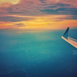 丁香五月亚洲中文字幕
