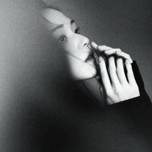 丁香五月亚洲中文字幕
